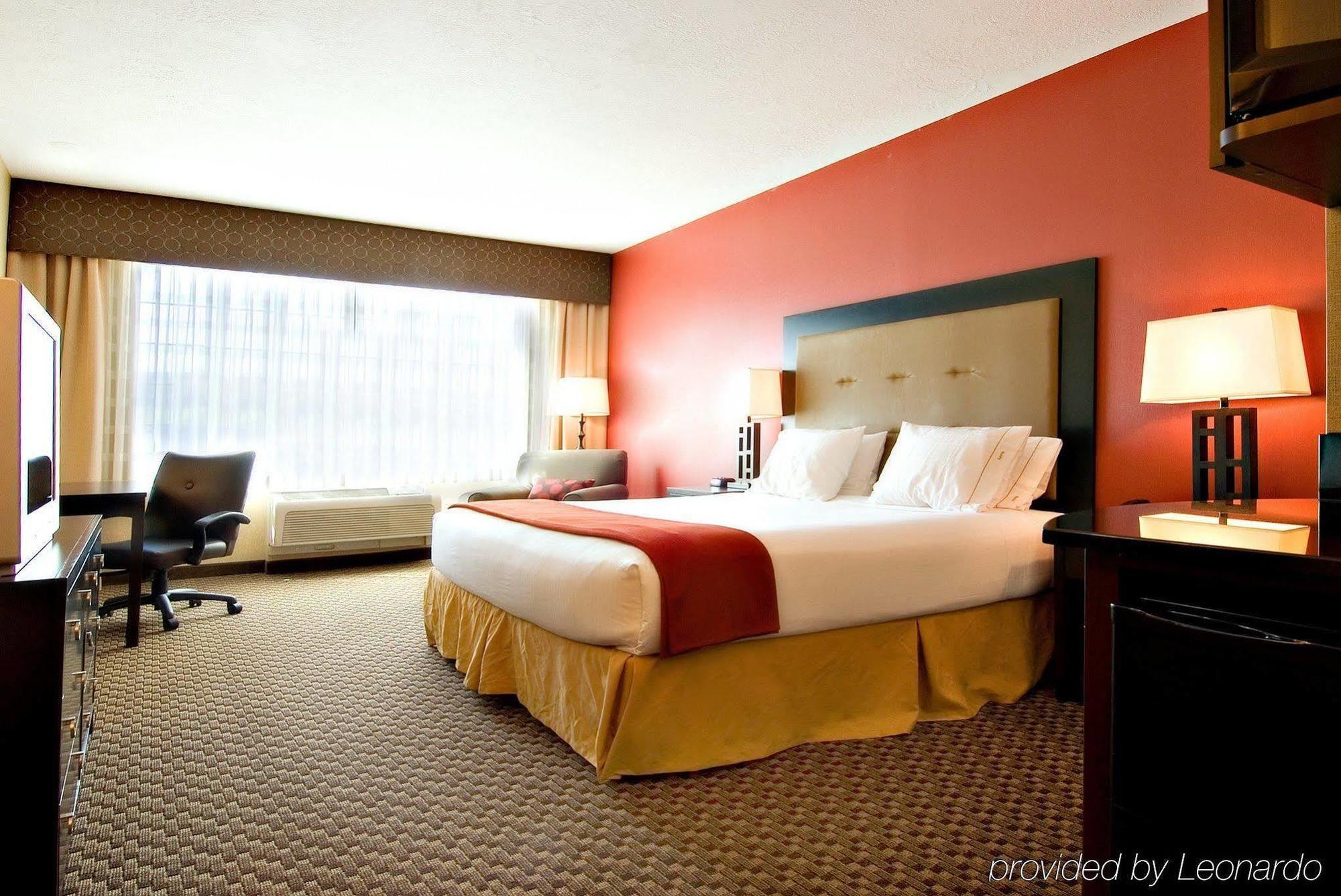 Holiday Inn Express Hotel & Suites Eugene Downtown - University By Ihg Rum bild
